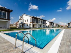 adding pool home insurance