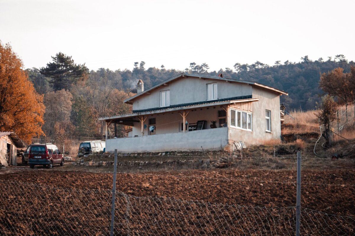 shelter vs country financial home insurance